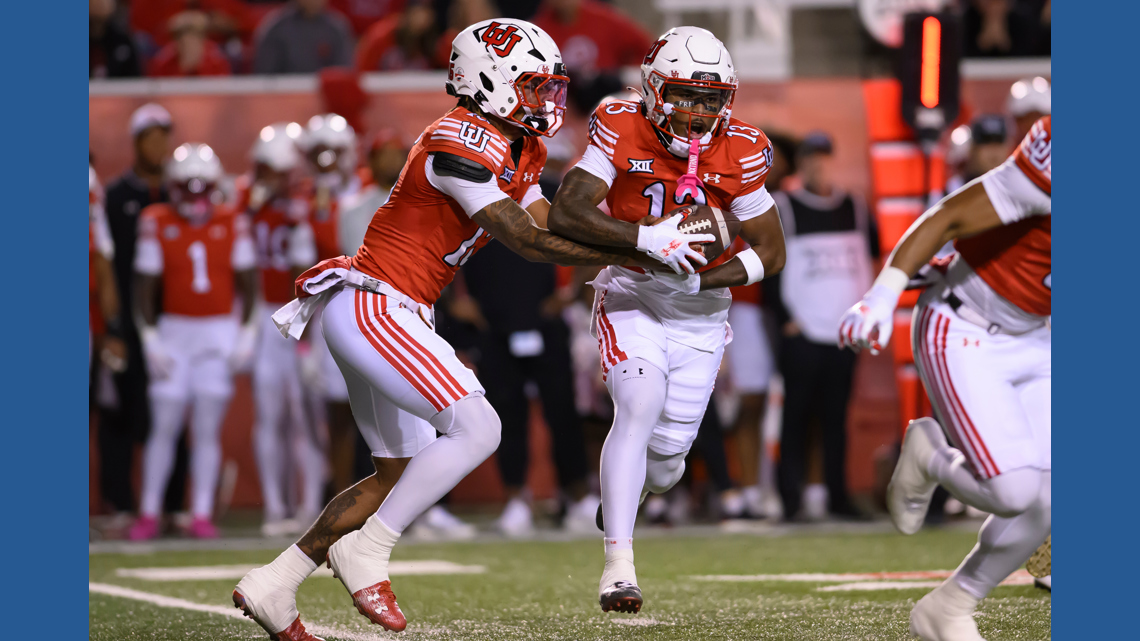New Mexico Beats Utah State 33-14