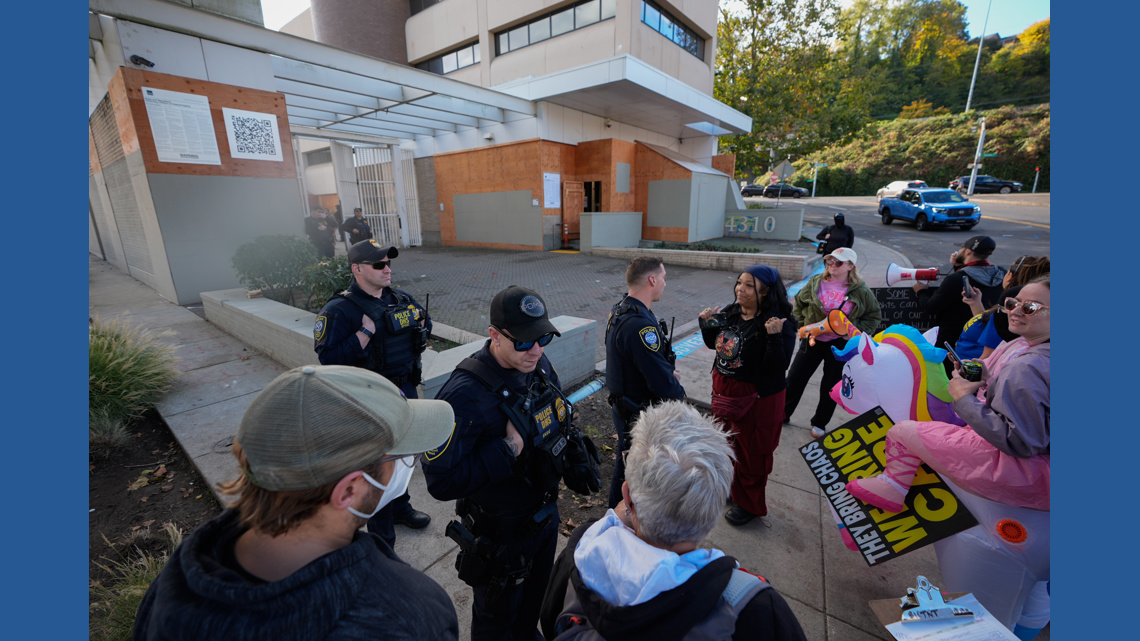 Trial Tests Legality of Trump's Portland National Guard Deployment