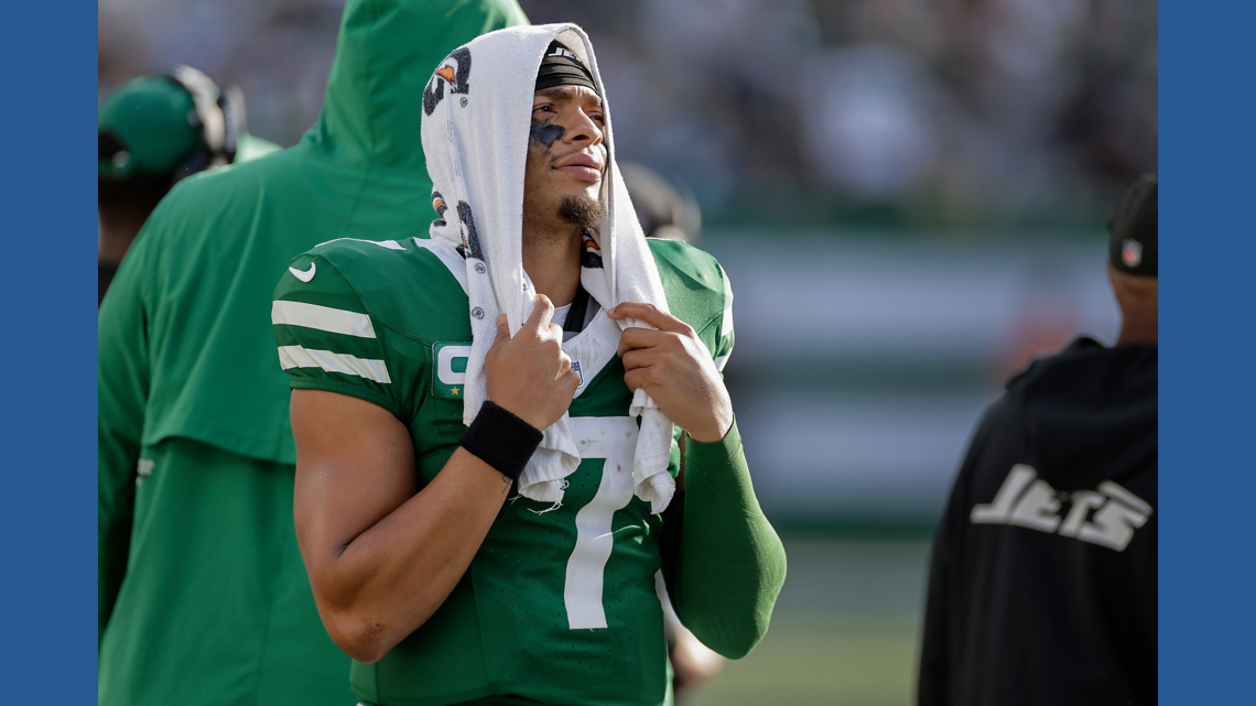 Jets Benches Justin Fields for Tyrod Taylor Amid 7th-Game Losing Streak