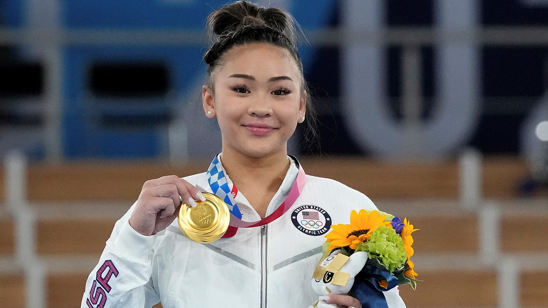 Suni Lee became the fifth American in a row to win the Olympic women's gymnastics all-around gold medal.