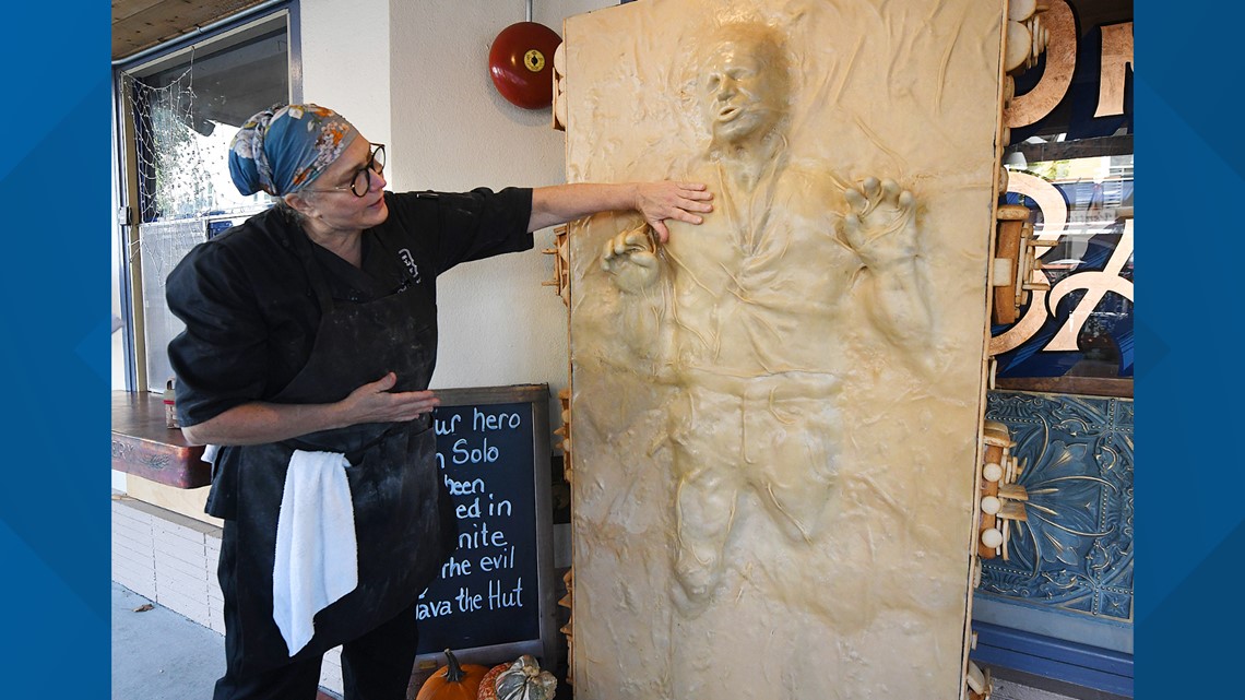 Baker makes Han Solo sculpture out of bread: 'Pan Solo' - Vimarsana News