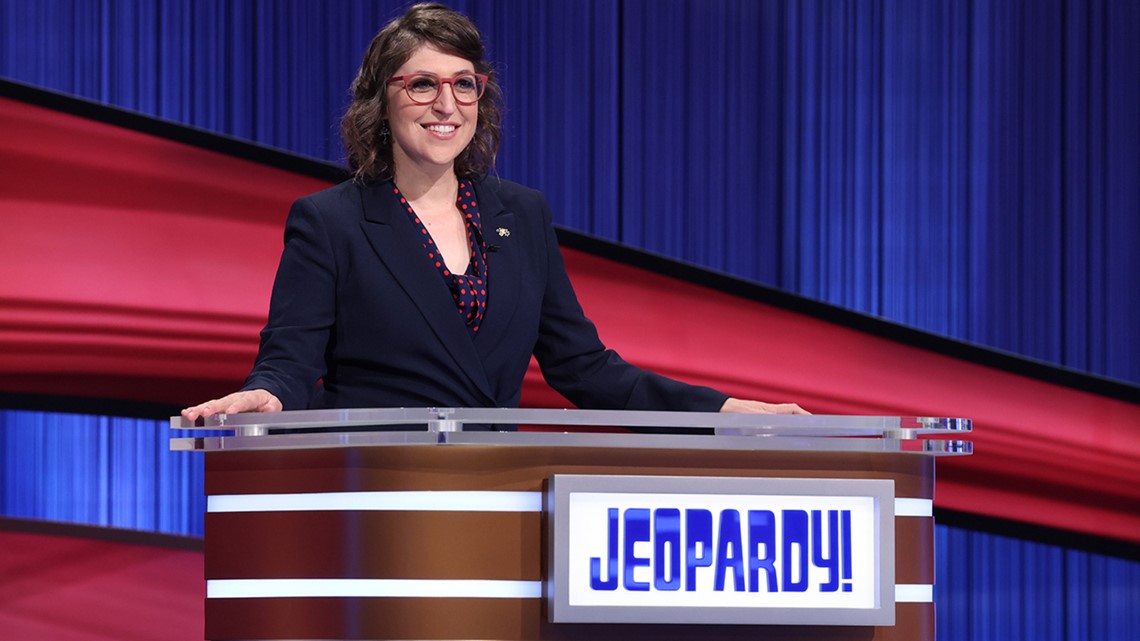 Mayim Bialik wants to maintain 'Jeopardy's' integrity - Vimarsana News