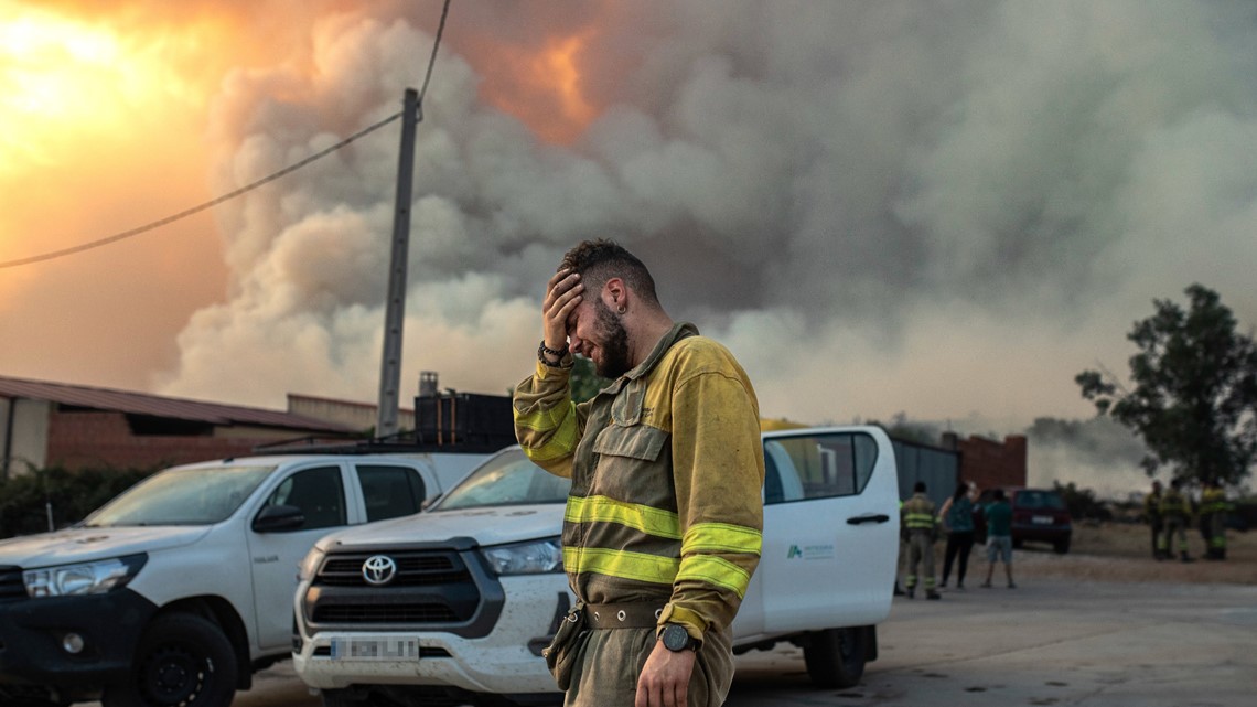 European wildfires rage as heat wave blankets continent - Vimarsana News