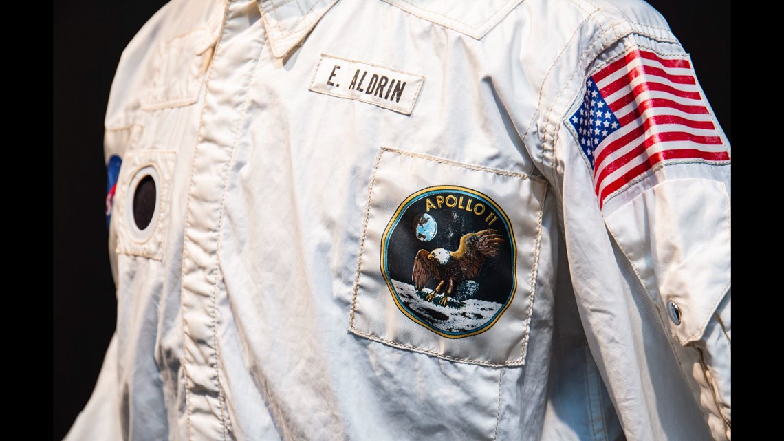 Buzz Aldrin moon mission jacket sells at auction
