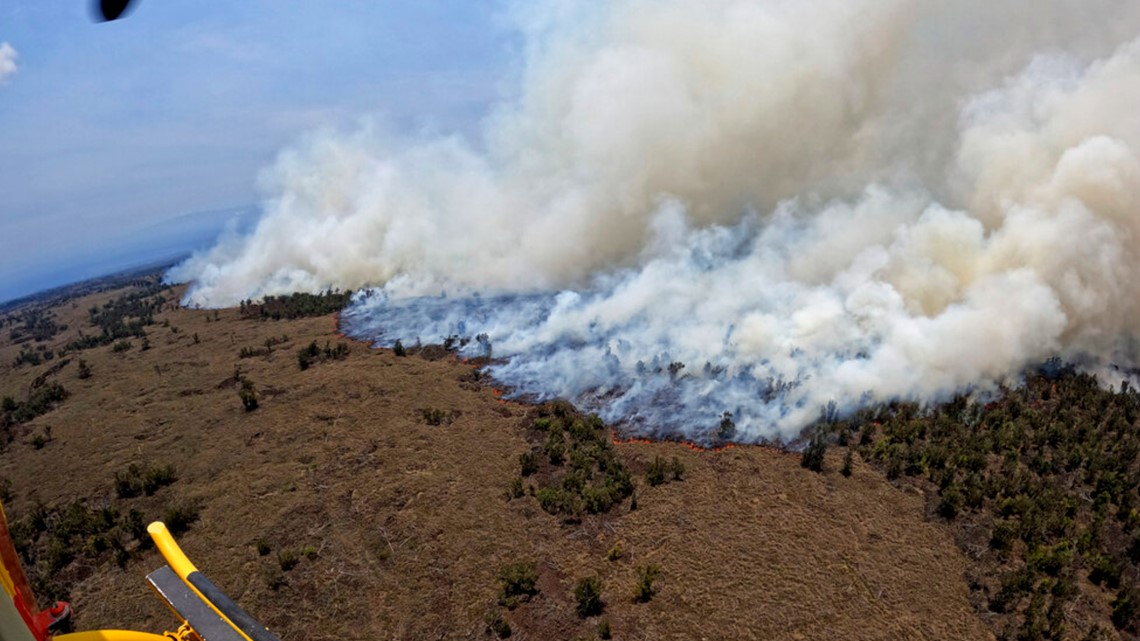 Wildfire burning on Hawaii's big island - Vimarsana News