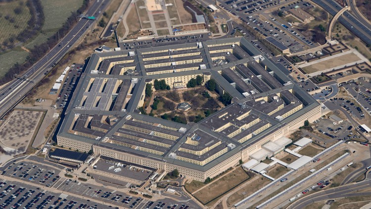 Pentagon drops COVID-19 vaccine mandate for troops