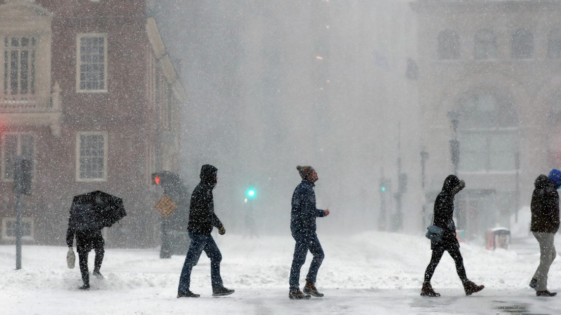 Photos: East Coast Digs Out After Weekend Blizzard   WSJ