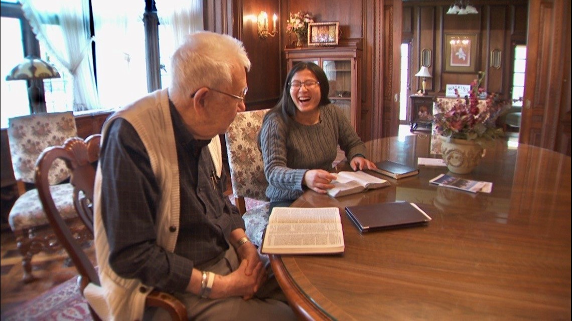 Senior dorm college students move into assisted living home