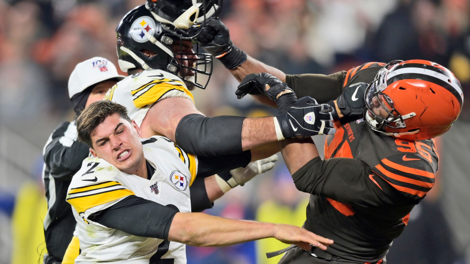 Cleveland Browns defensive end is scheduled to meet with an NFL representative to appeal his suspension after a fight during last week's game vs the Pittsburgh Steel