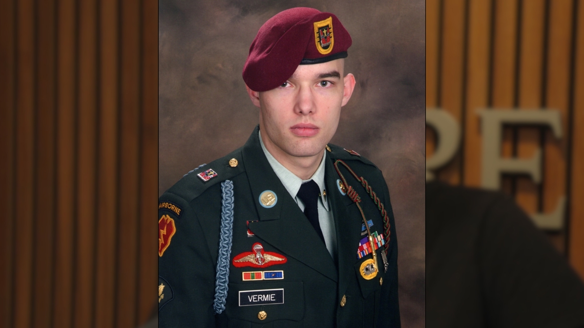 Army veteran says ICE agents detained him for hours without access to phone or attorney