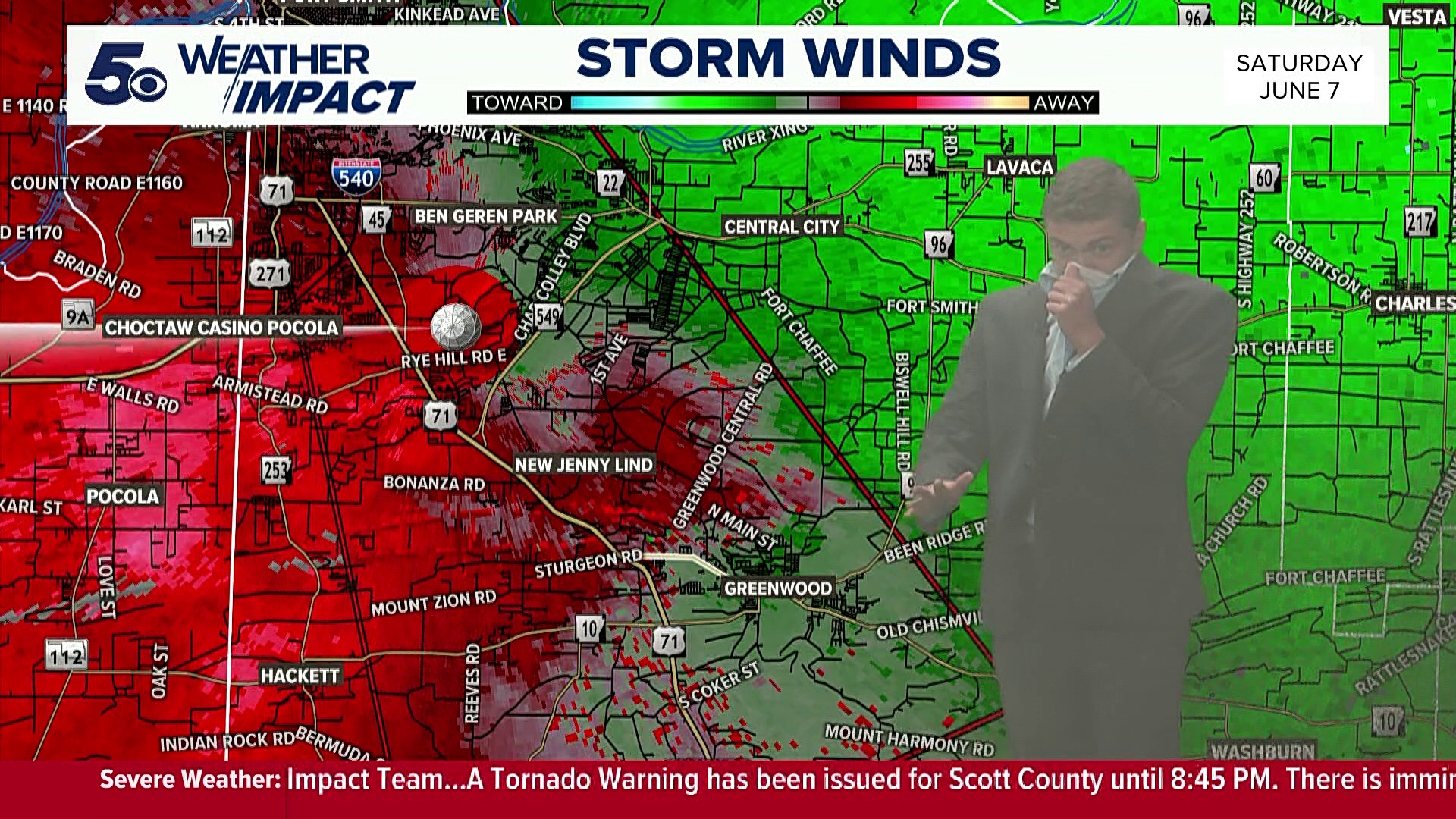 Arkansas meteorologist keeps tracking tornado warnings after small