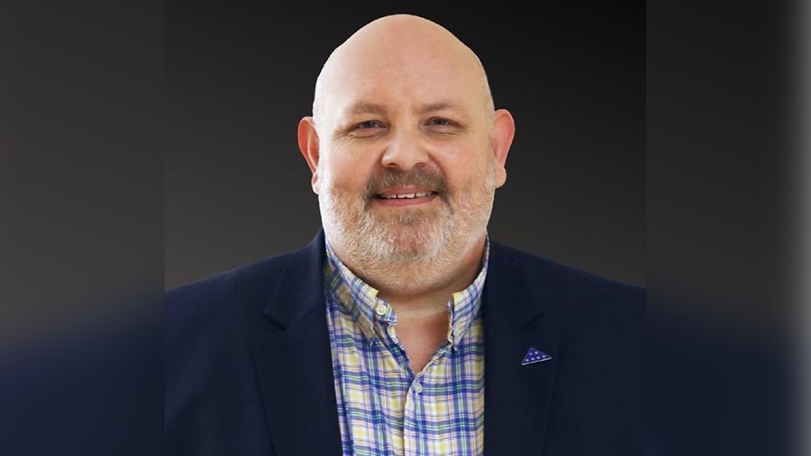 Report: 18-year-old kidnapped at gunpoint, forced to play Russian roulette by Arkansas college employee and two others