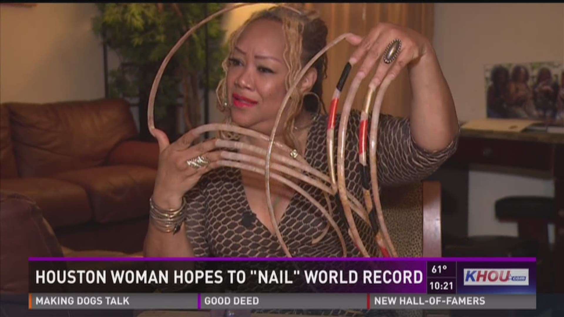 Sacrificing Hygiene for Posterity: Record Holders for Longest Human  Fingernails Are Just Gross