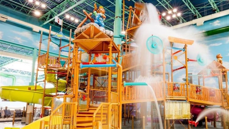 Great Wolf Lodge to hire 2,000 nationwide