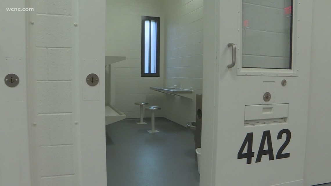 Mecklenburg County Sheriff's Office relocating inmates in light of staffing shortage