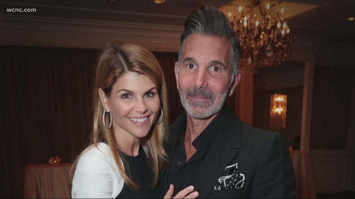 Lori Loughlin out on bond after surrendering to FBI in college