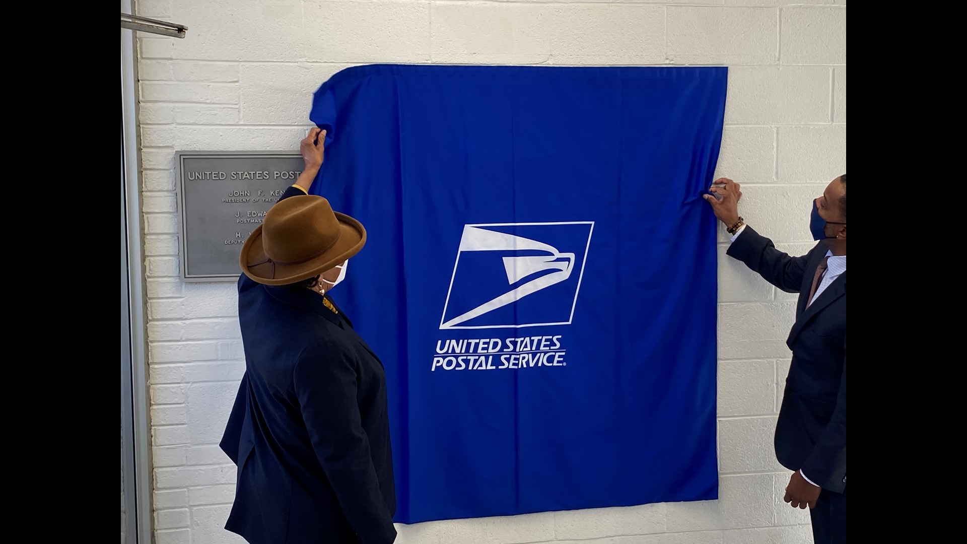Charlotte post office renamed to honor Julius Chambers