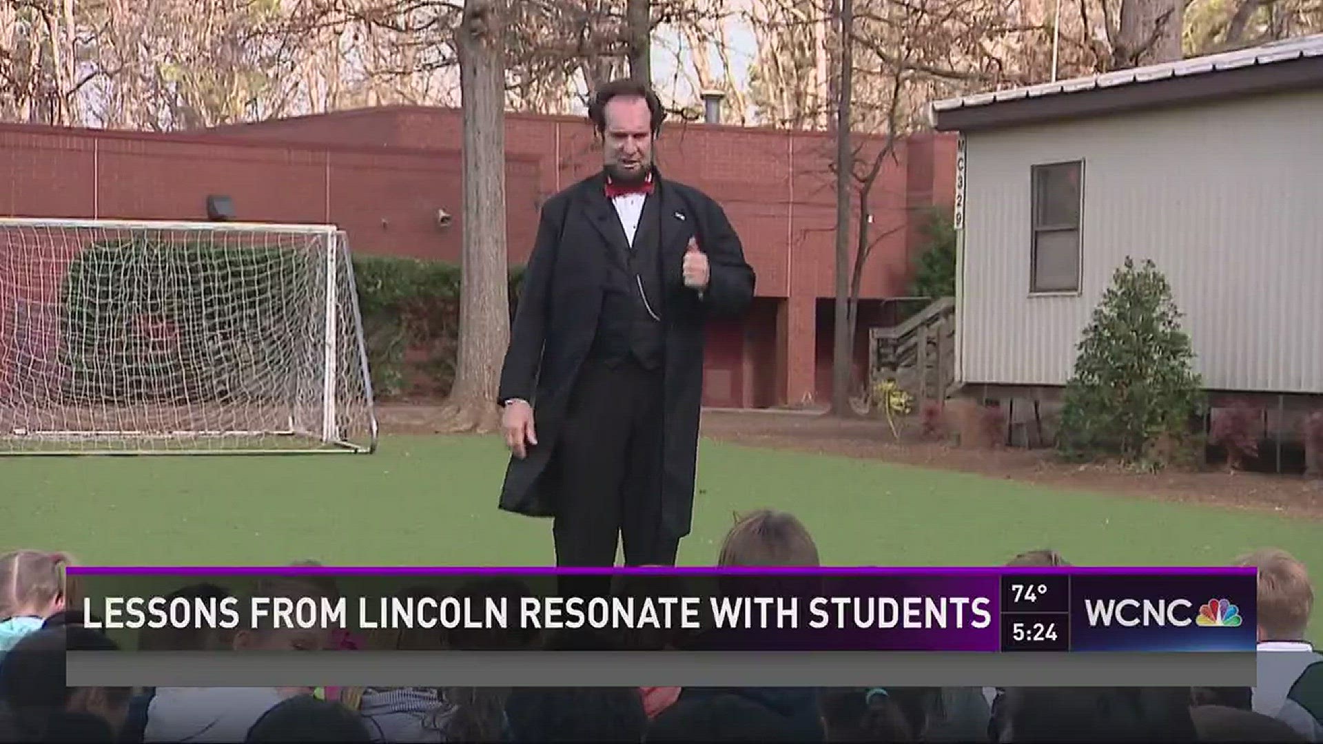 'Abe Lincoln' visits Cotswold Elementary