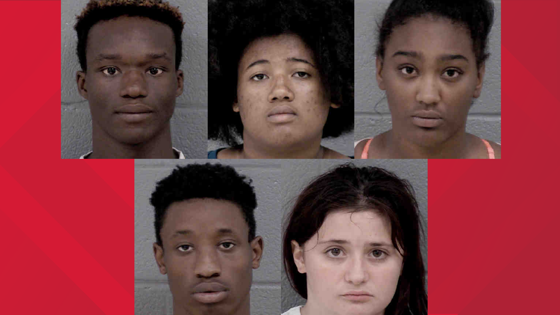 Police arrest five teenagers in attempted armed robbery, SWAT situation ...