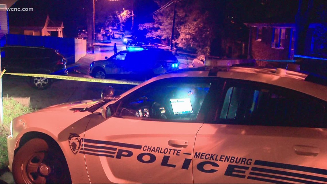 Charlotte reviewing how police respond to 911 calls