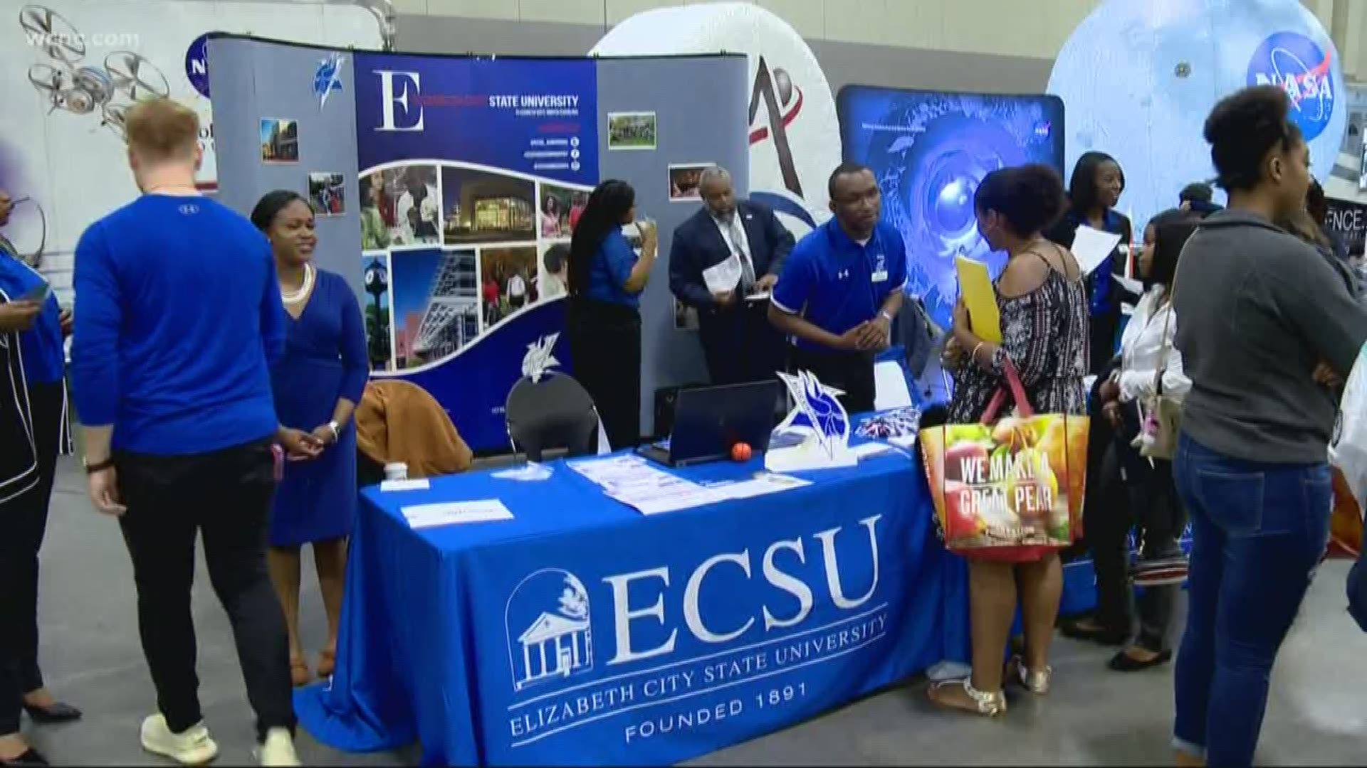 Thousands of high schoolers met with college recruiters from a handful of states, including North Carolina. They received tips about preparing for college.