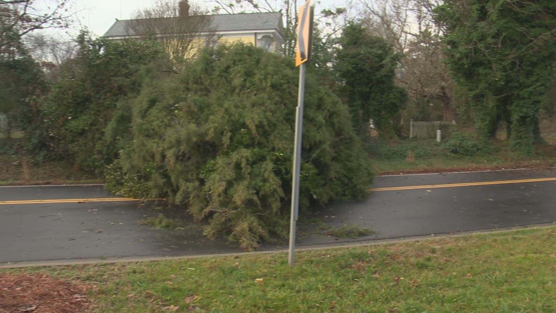 Damages due heavy rain and wind from Saturday storms