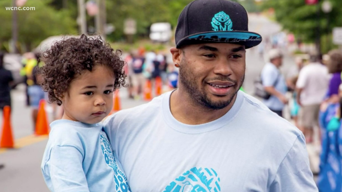 Steve Smith's Son Wants Dad to Re-sgin with Panthers