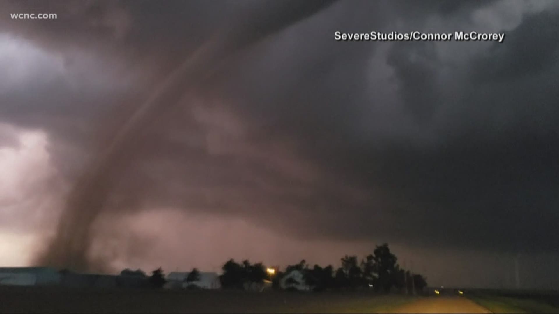 Tornadoes rip through southern plains