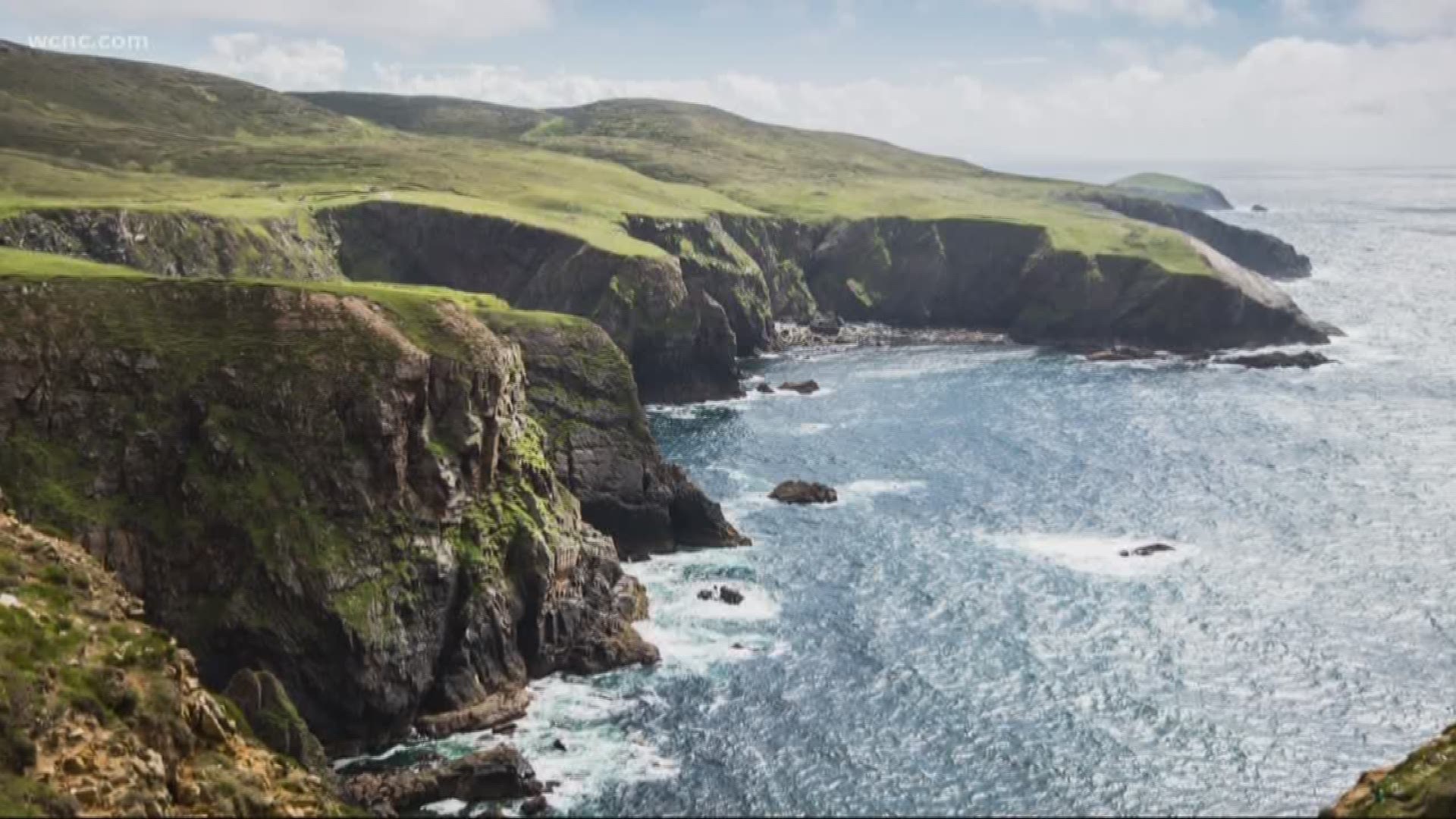 If you're considering a move across the sea, you may want to consider Arranmore, a tiny island off the coast of Ireland. With fewer than 500 residents, officials are writing letters to people around the world to give the Arranmore a shot.