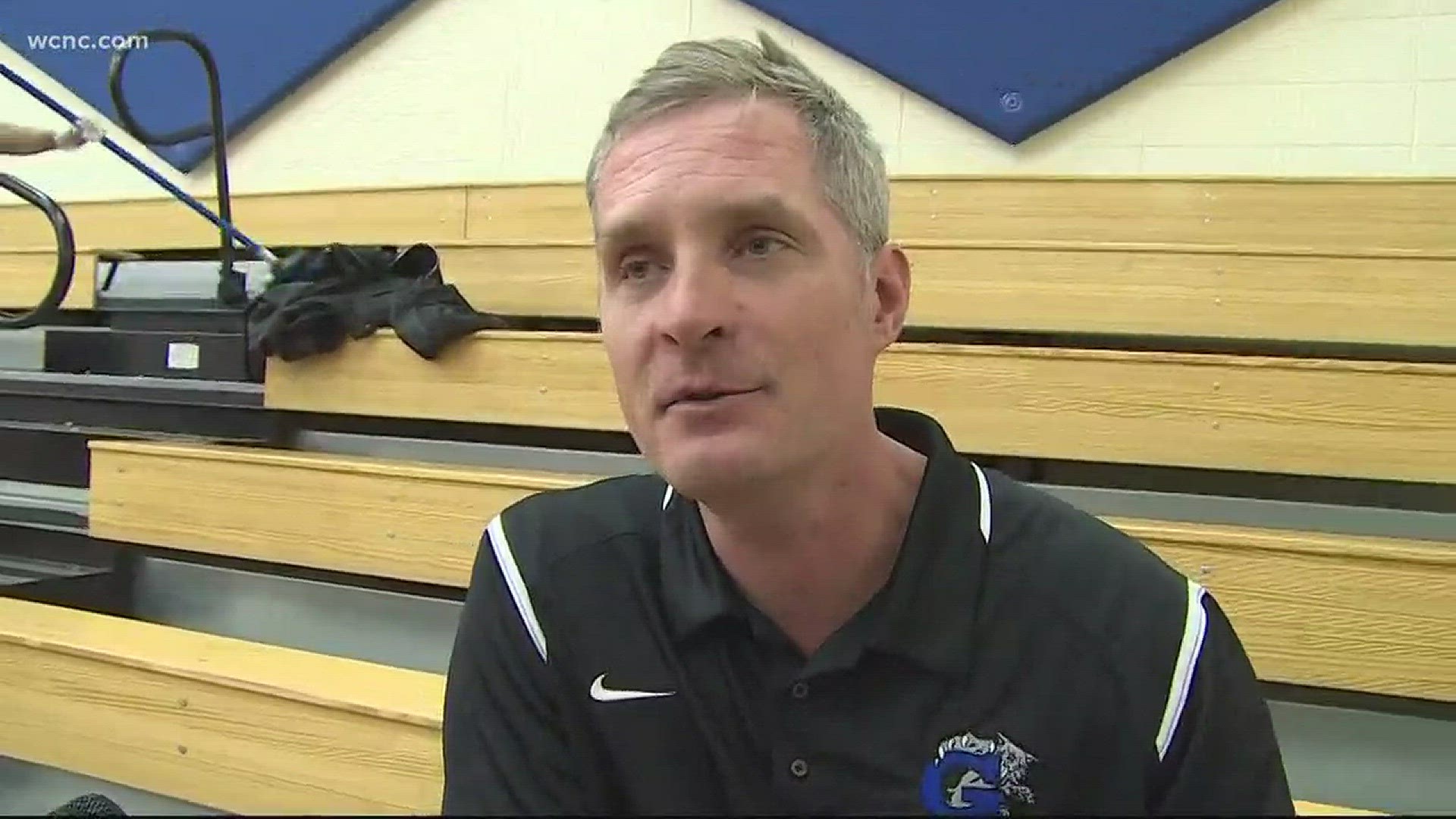 Former Duke star Christian Laettner helps Wildcats to victory