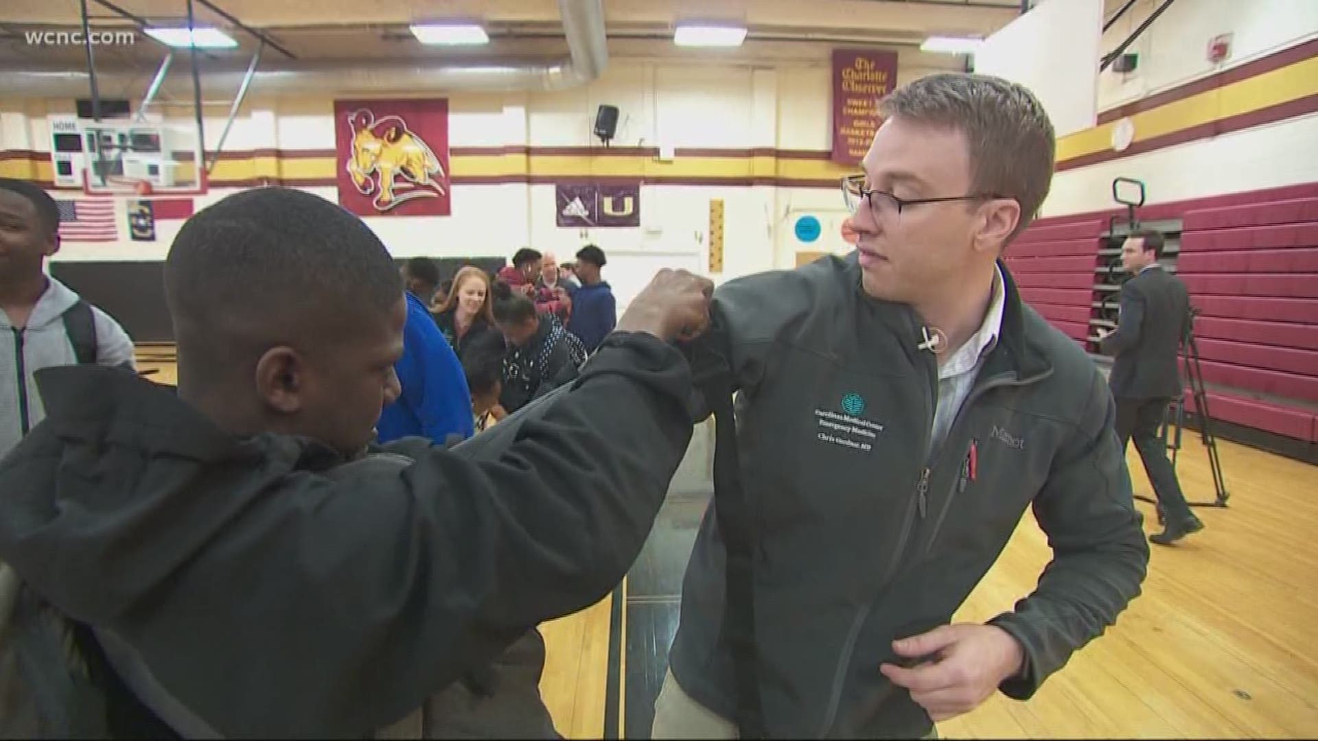 'Stop The Bleeding' training comes to Charlotte high school | wcnc.com