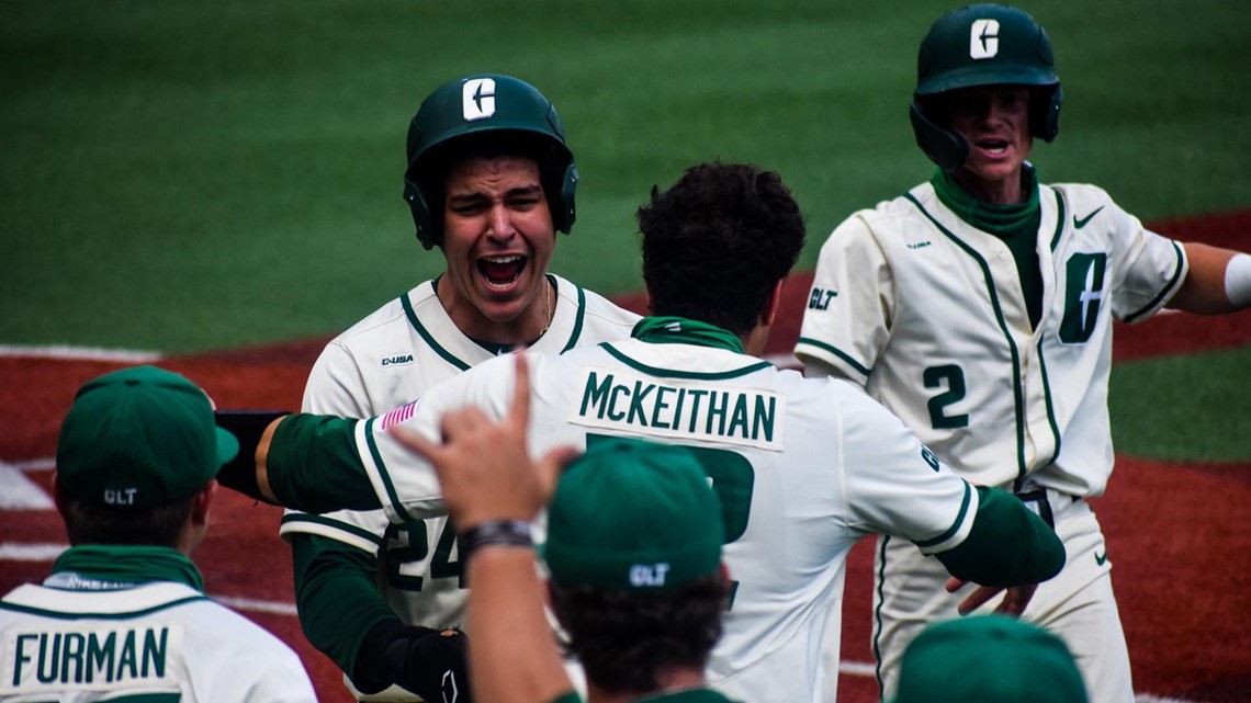 Charlotte Collects 14 Hits In 13 10 Win Over Maryland Wcnc Com