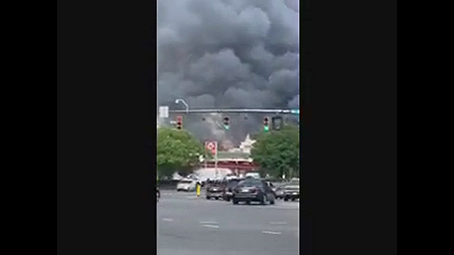 Massive smoke from SouthPark area fire in Charlotte
Credit: WCNC Charlotte viewer