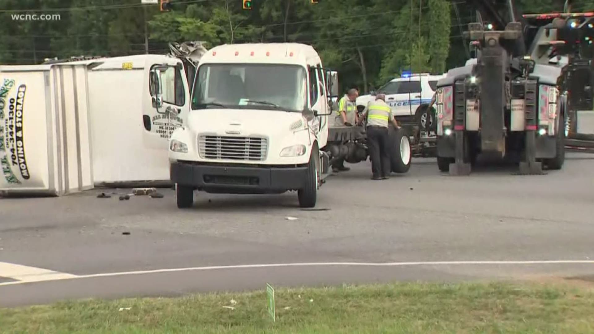 One killed, several hurt in multivehicle accident in north Charlotte