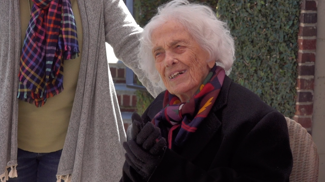 Charlotte woman turns 100, celebrates milestone in pandemic | wcnc.com