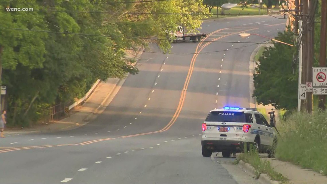 CMPD investigating shooting on Monroe Road