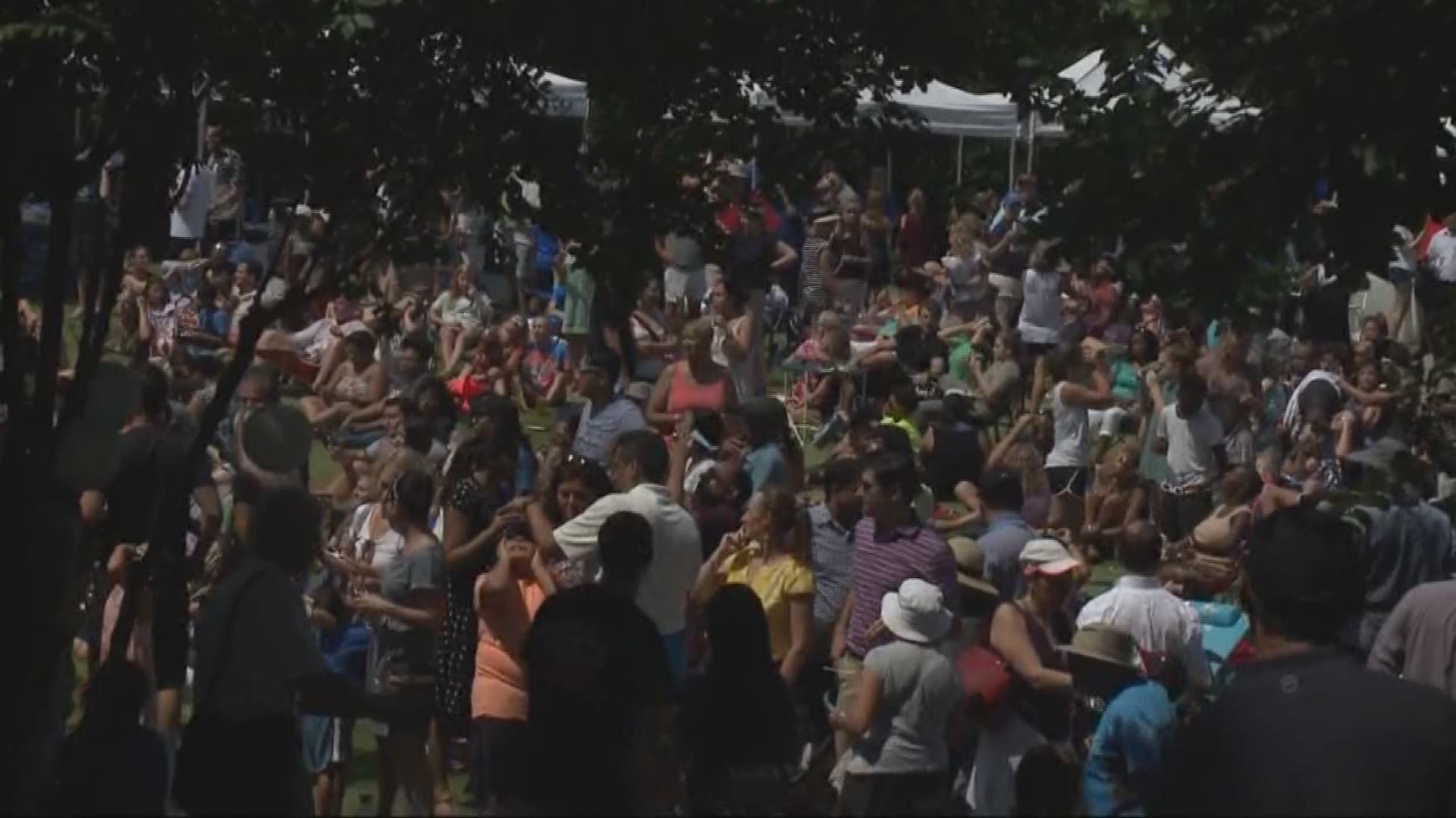 Thousands gather to watch the historic eclipse from Ballantyne