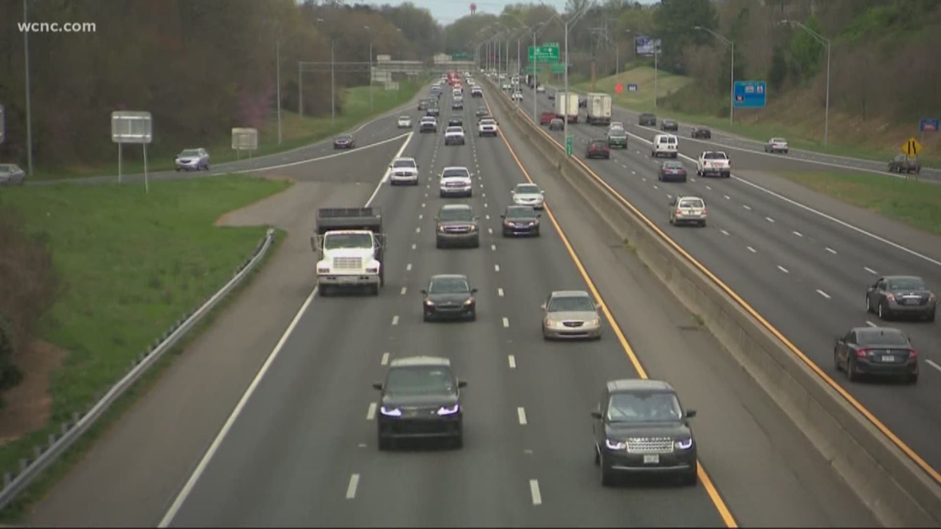 A new bill filed Monday morning would give the Department of Transportation more flexibility to modify or even cancel the contract.