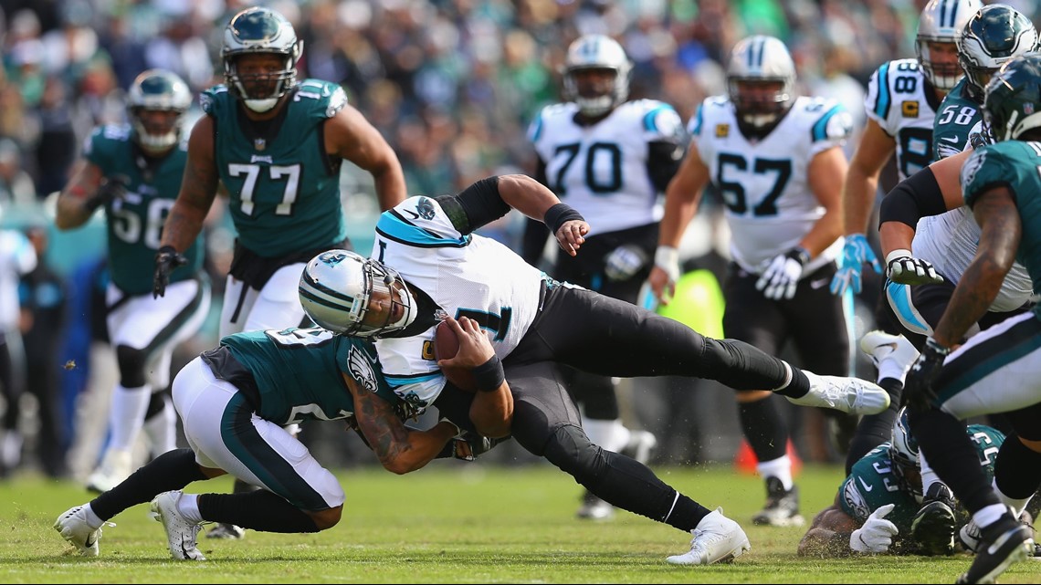 Eric Reid, Malcolm Jenkins exchange words before Panthers-Eagles