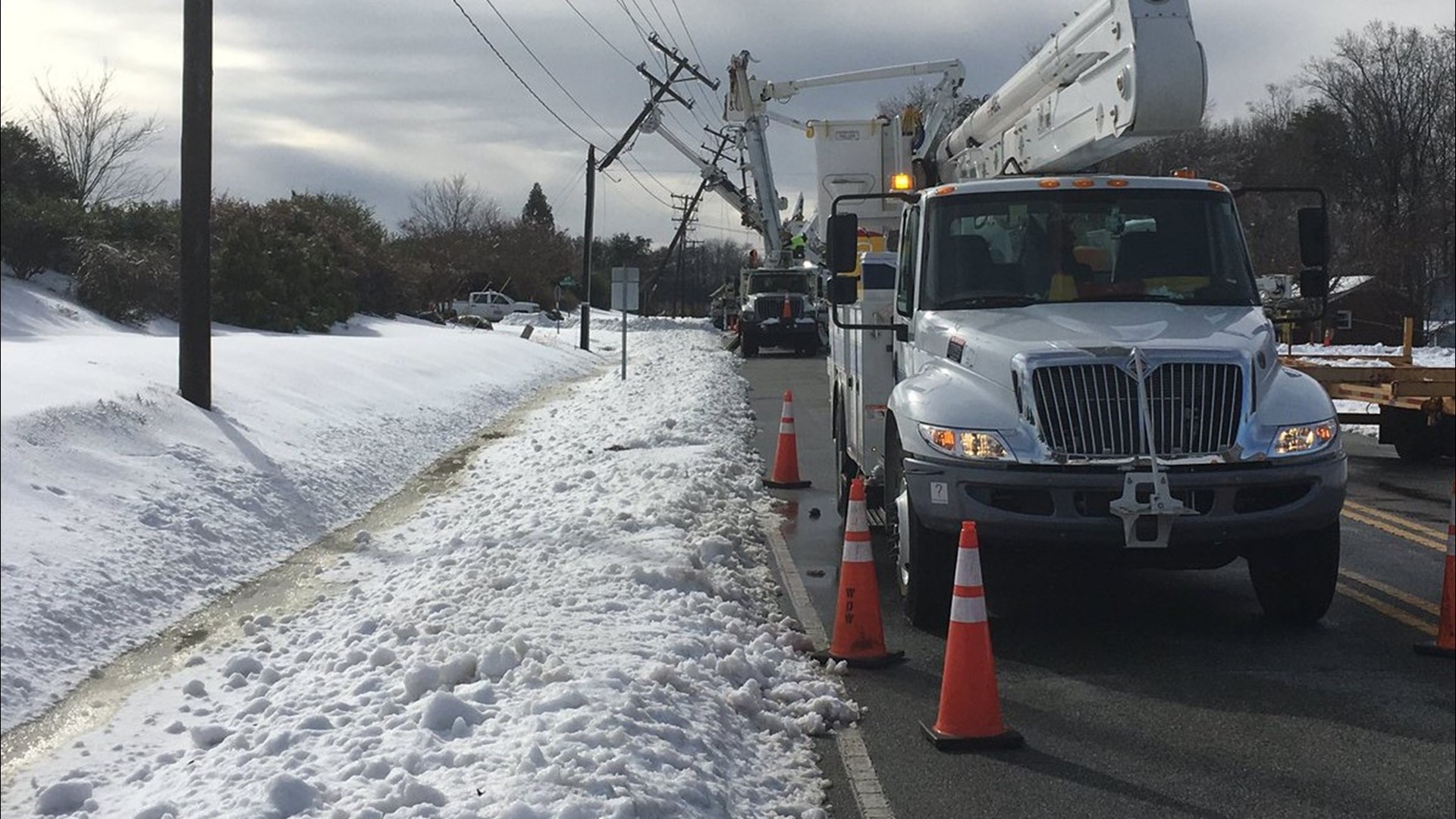 Power crews are working to restore scattered power outages caused by Sunday's winter storm.