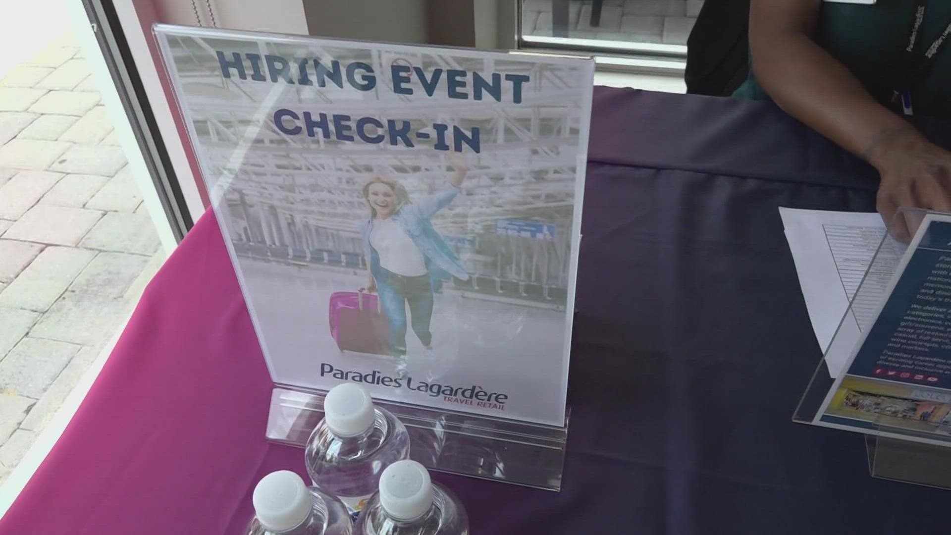 Paradies Lagardere held a hiring event Thursday looking to hire around 100 employees.
