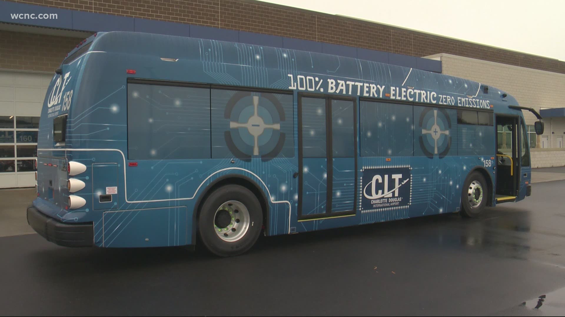 The airport now has five 100% electronic buses to help transport passengers to different terminals.