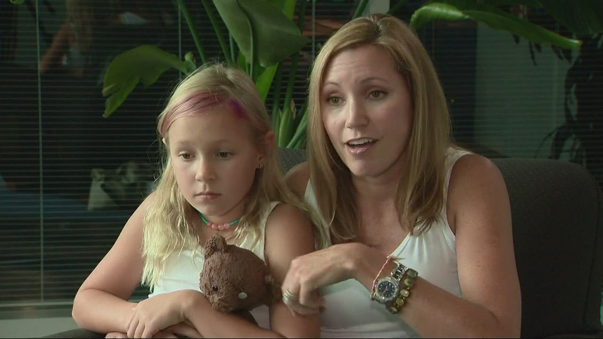 American Airlines staff went above and beyond to return a Charlotte girl's lost teddy bear.