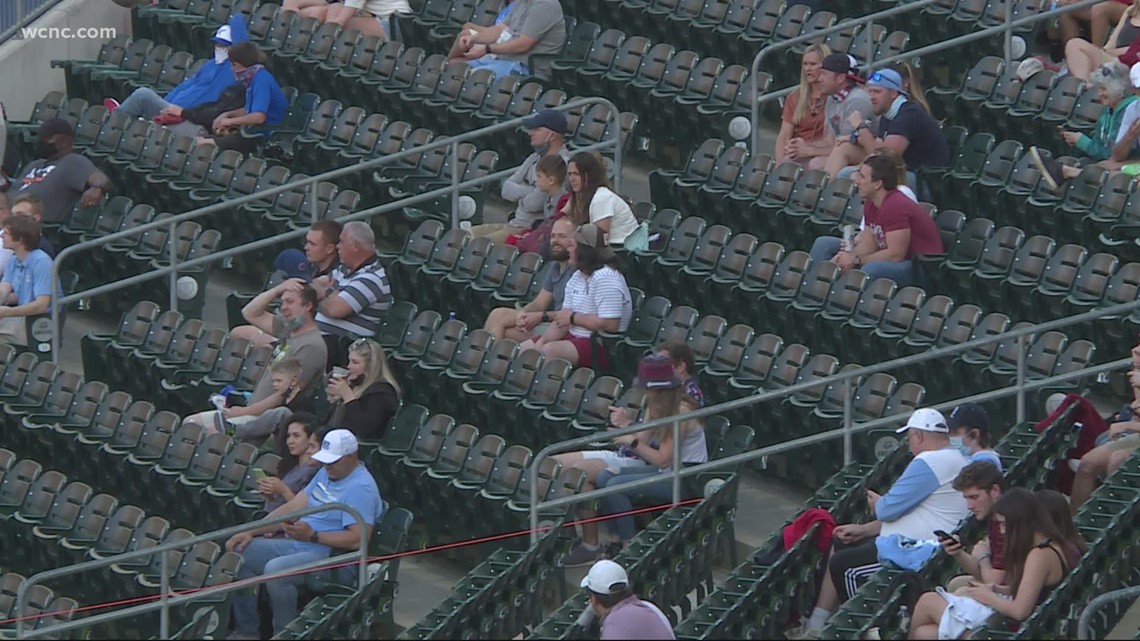 Charlotte Knights mascot helps put out fire in uptown Charlotte 