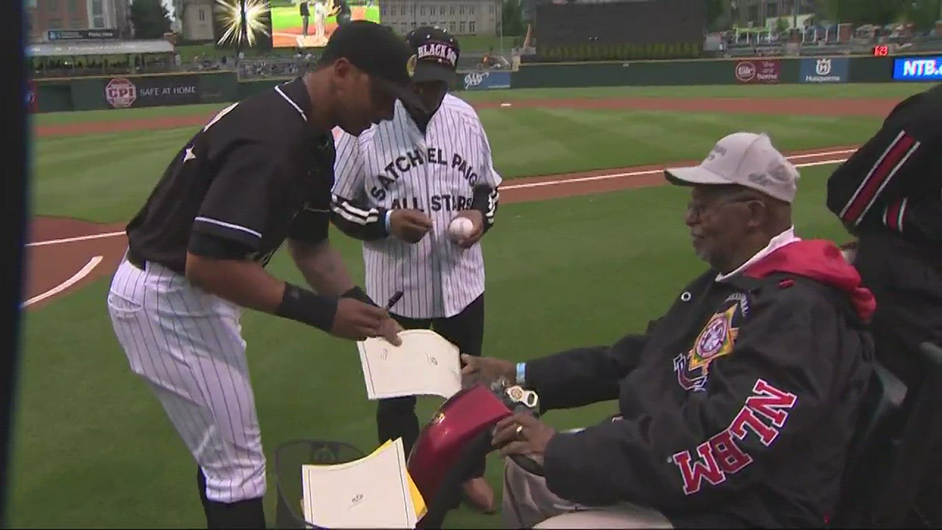 Knights honor former Negro League players