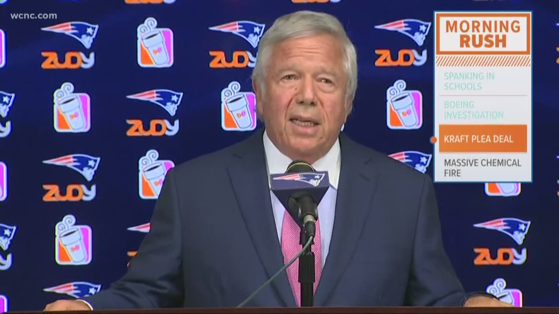 Prosecutors in Florida are offering a plea deal to New England Patiots owner Robert Kraft and several other men charged in a sex sting earlier this year.