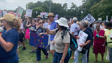 Charlotte healthcare workers protest vaccine mandate