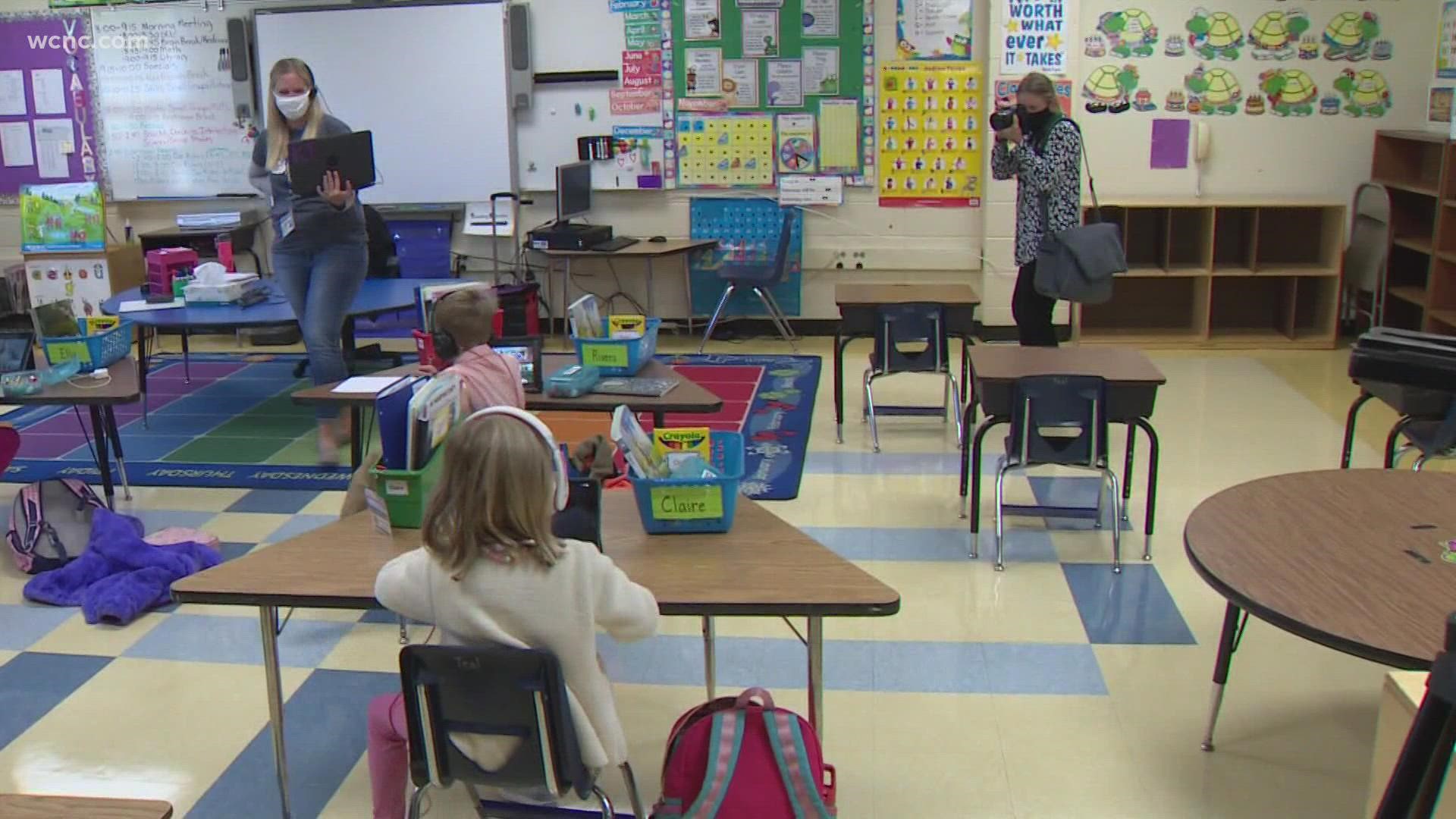 Teachers with the Mooresville Graded School district will get a bonus ahead of the holidays.