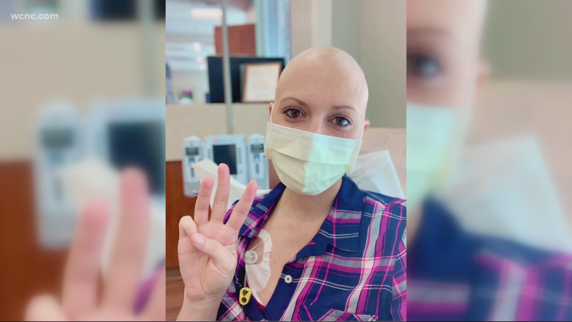 A Charlotte mom diagnosed with breast cancer is seeing support from a moms group, including people she doesn't even know.