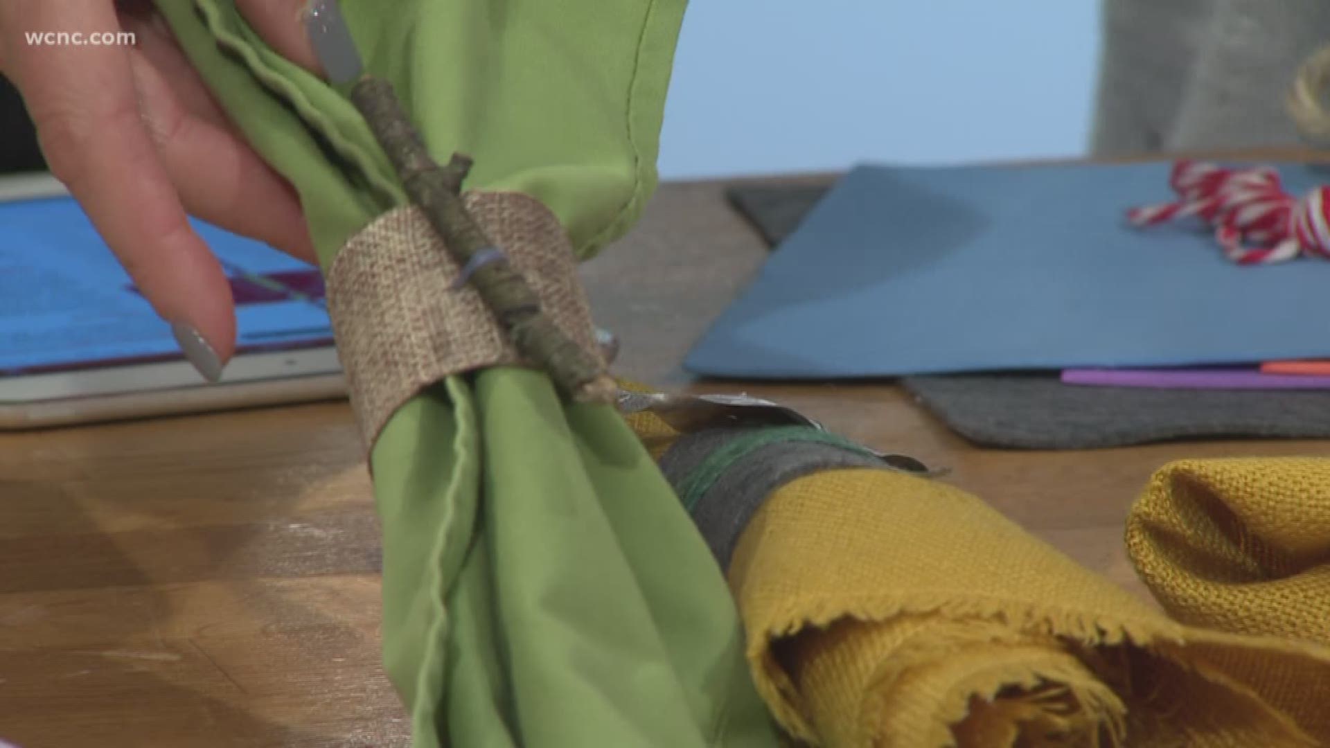 Laurie Smithwick shows you how to make napkin rings